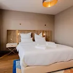 Fourty Three Luxury Serviced Apartments